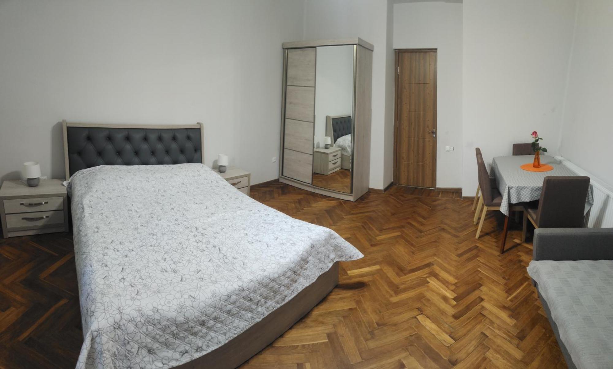 Comfortable Apartment Close To Central Park Tskaltubo Buitenkant foto